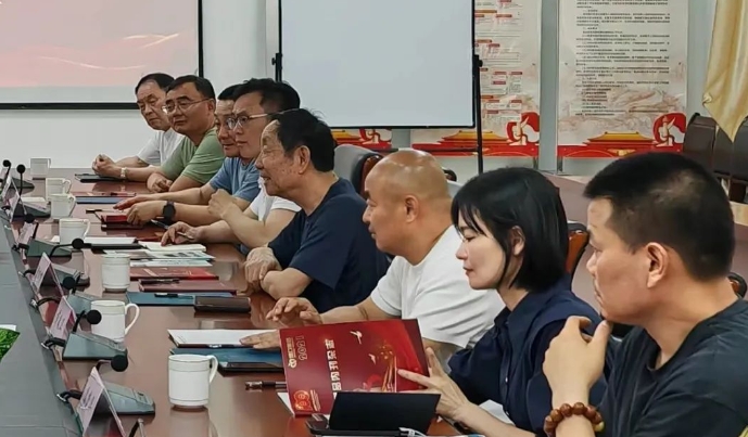 【注重實地(dì / de)研學 實現咨詢價值】——江蘇春爲(wéi / wèi)董事長一(yī / yì ／yí)行赴西安、青島、濟南等地(dì / de)實地(dì / de)考察學習